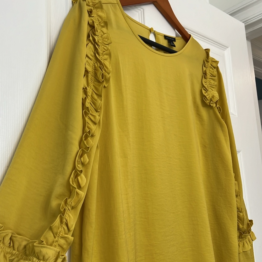Ann Taylor Blouse - Picture 3 of 12